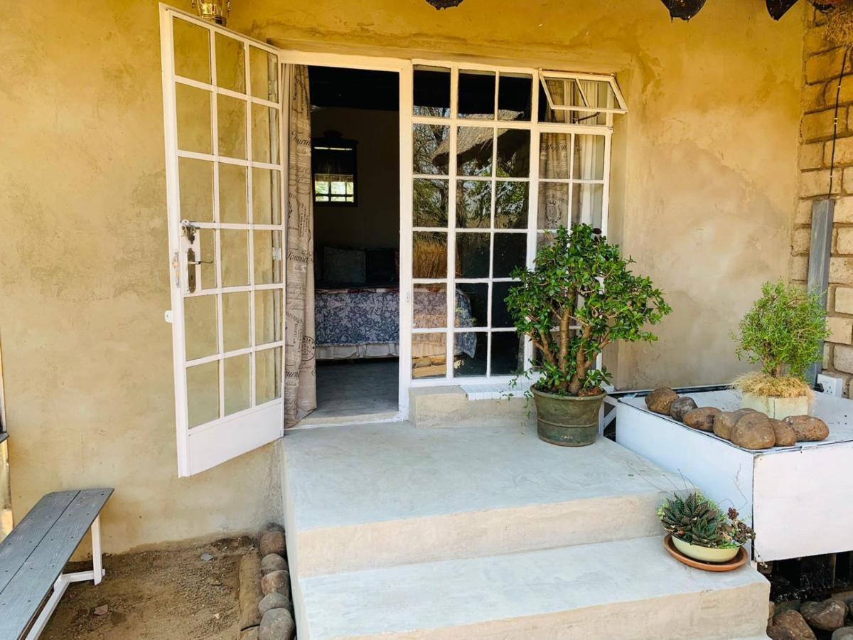 Farm Vibes Guesthouse Brits Exterior foto
